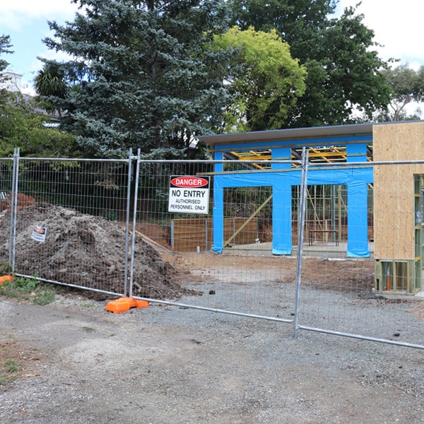 do you deliver and set up temporary fencing and what's the cost for this in Whitewater